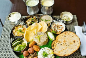 Read more about the article Navratri Food For Fasting in Hindi – नवरात्रि में व्रत वाली डाइट कैसे बनाये